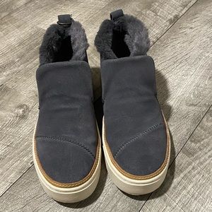 Toms Grey Faux Fur Lined Slip-on’s